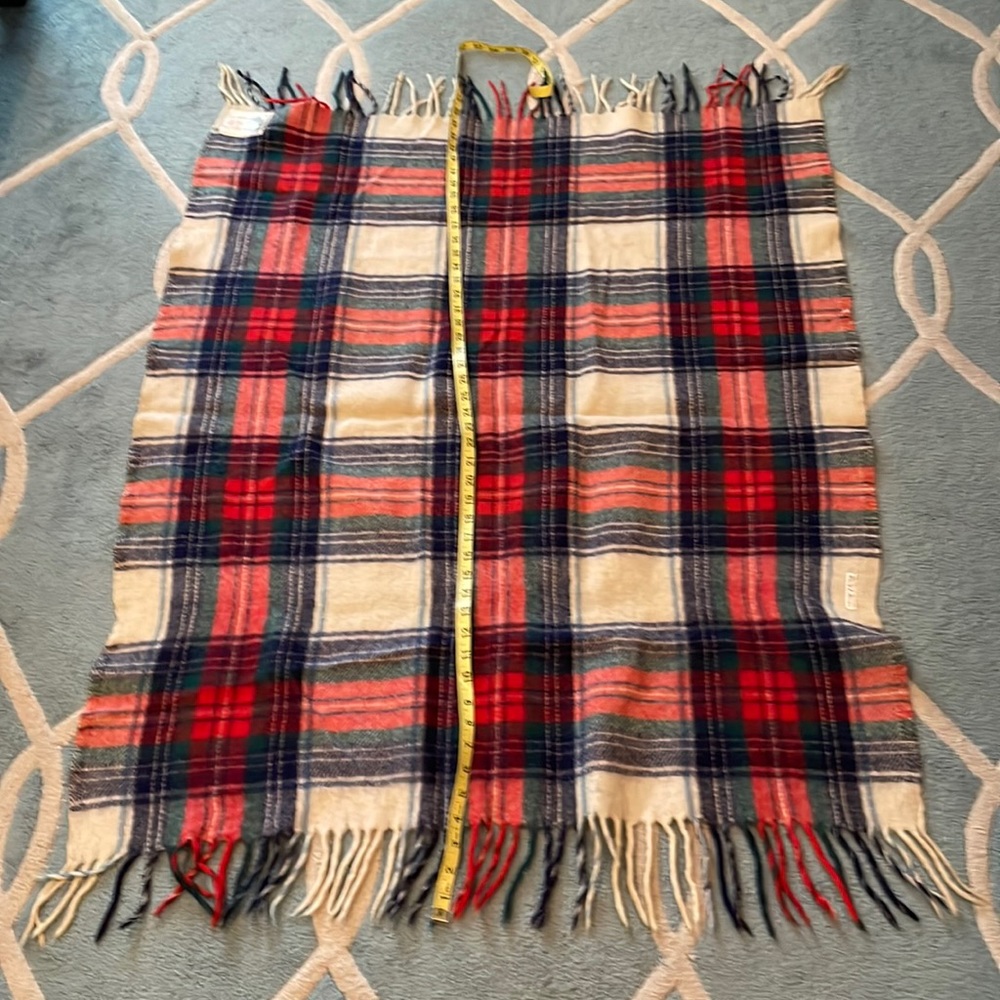 Carldyke Vintage Wool lap blanket